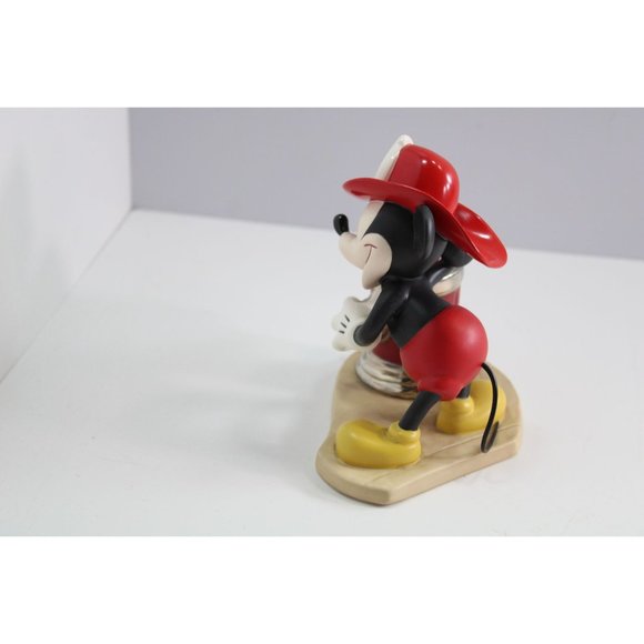 Mickeys Fire Brigade Fireman to the Rescue Mickey Mouse Vintage 88018 - Picture 4 of 6